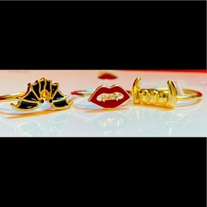 Halloween rings(bat)(vampire fangs)(vampire teeth)
